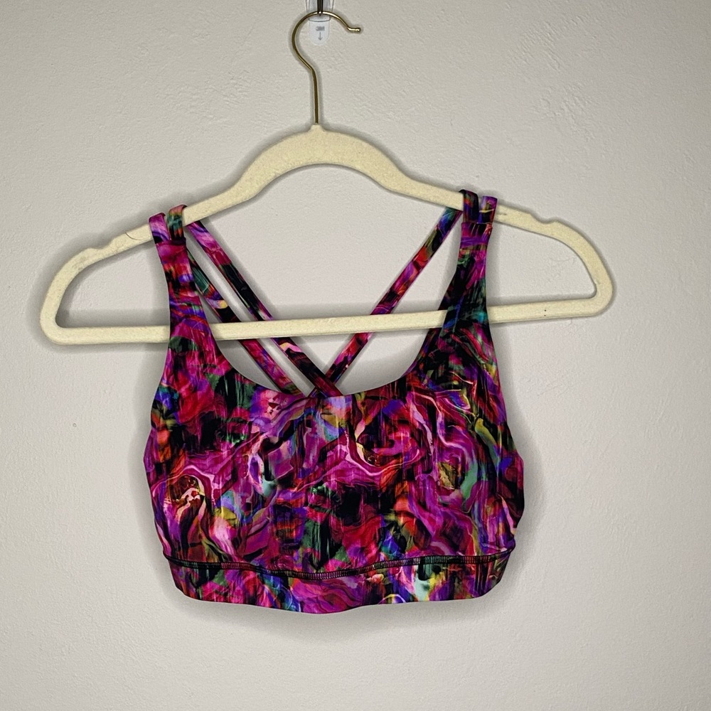 Lululemon sports bra